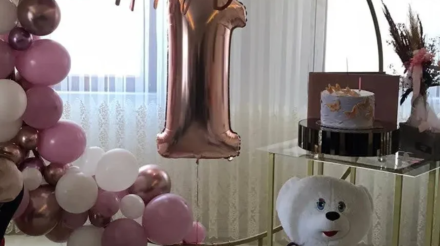 Defne Lina'nın 1 Yaş Doğum Günü Organizasyonu, Denizli Balonlu Yuvarlak Metal Tag Organizasyon Malzemeleri